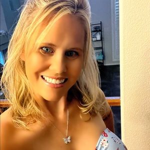 Meet your Posher, Kristin